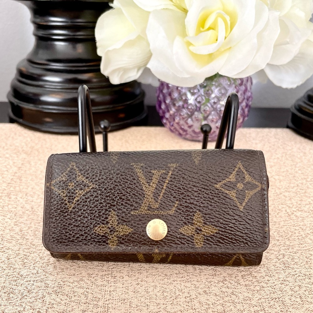 Authentic Louis Vuitton Monogram 4 Key Wallet Car… - image 2